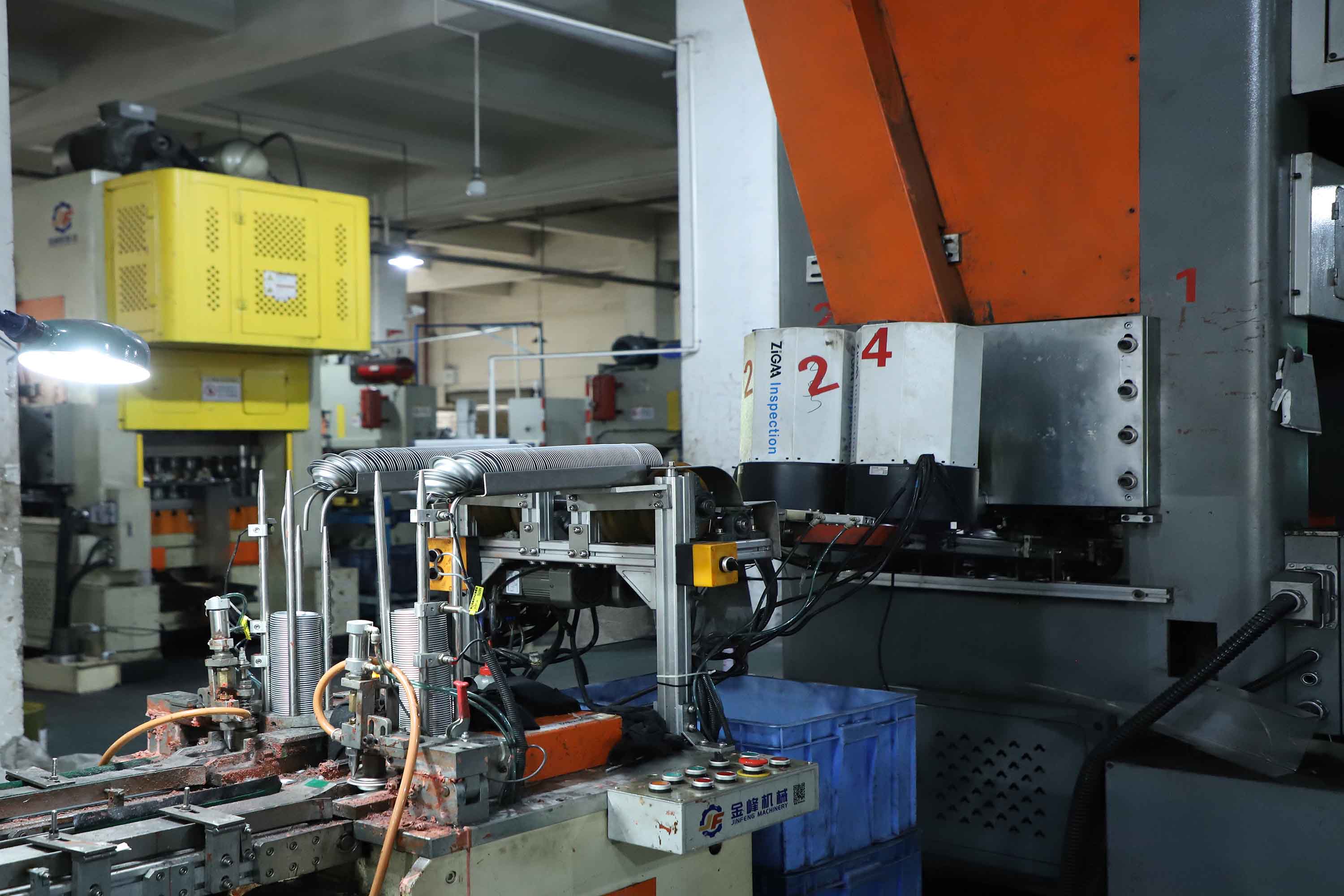 aerosol tin can lids pressing